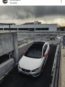 Seat Cupra with some legal 4D plates