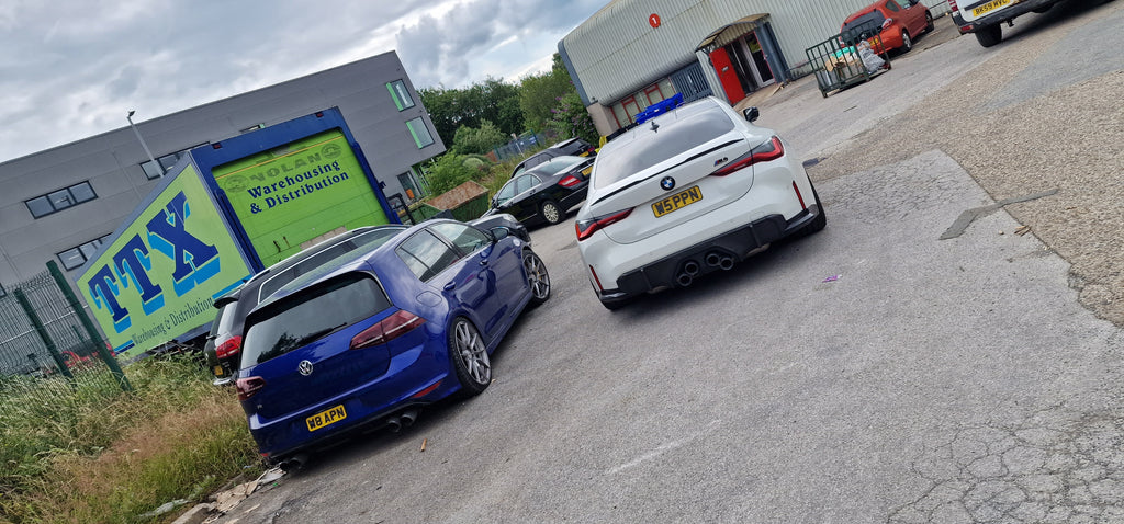Matching 4D gel plates on this VW Golf R and BMW M4 – Delta Plates
