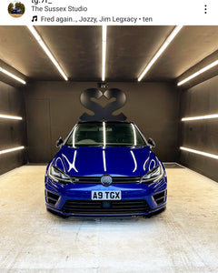 Lapiz blue VW Golf R with some short 4D plates