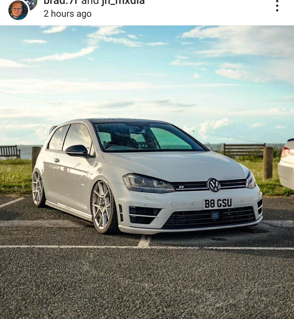 MK7 VW Golf R with some short 3D gel plates